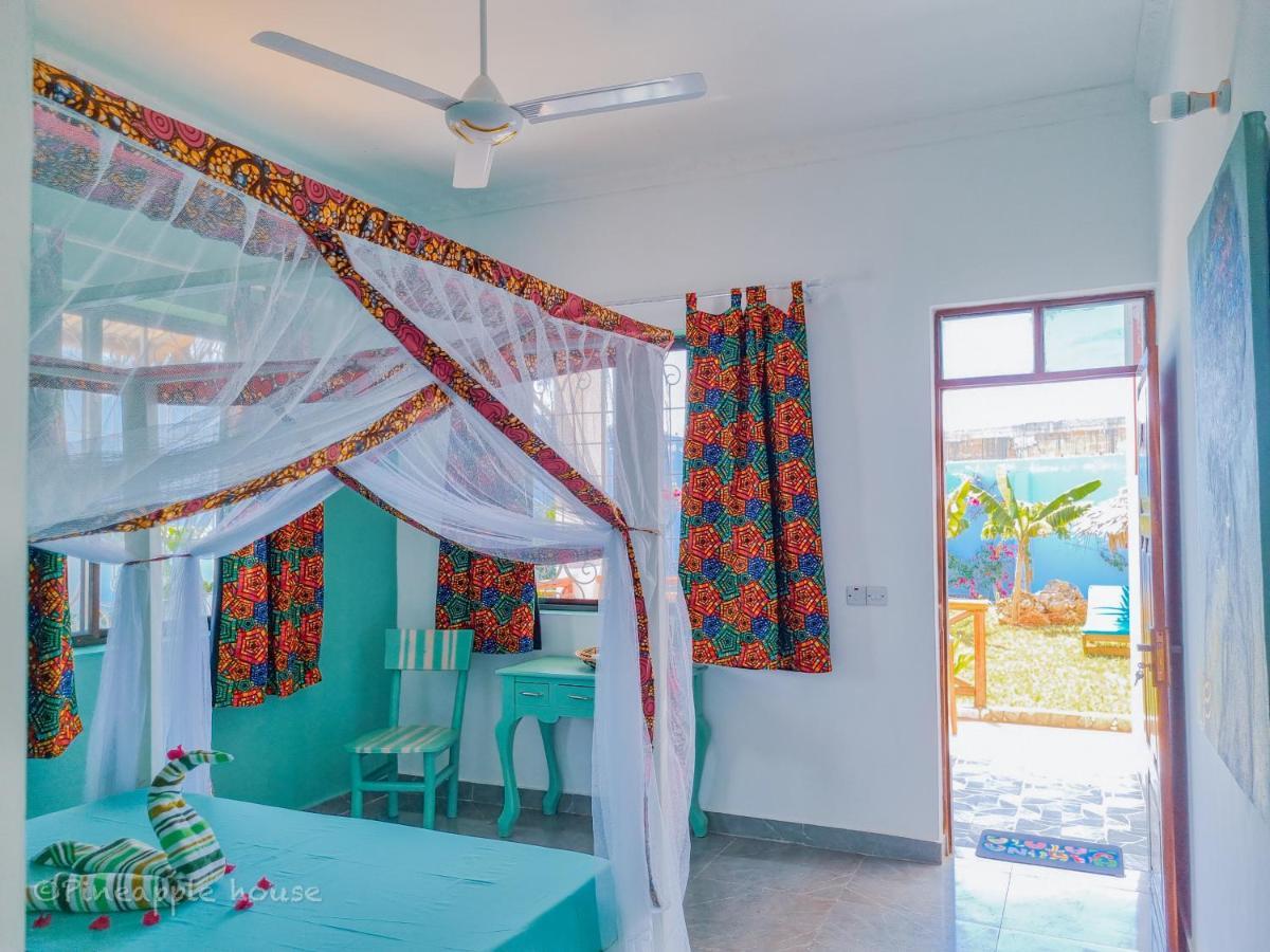 Pineapple House Bed & Breakfast Nungwi Exterior photo